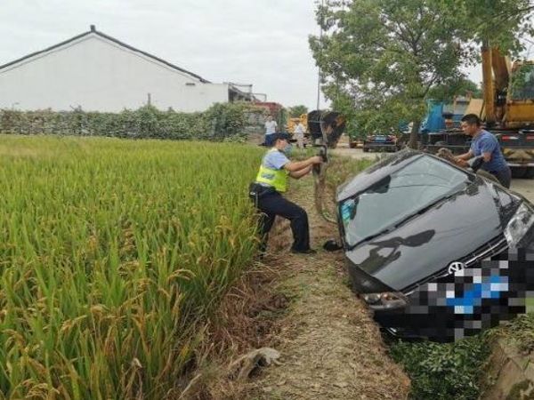 灌云县吊车租赁公司_吊车租赁公司提醒注意安全